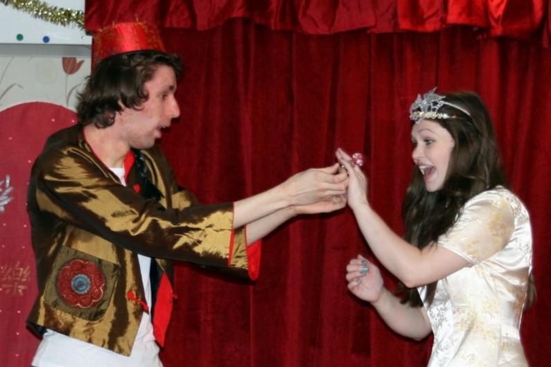 Aladdin proposes to Princess Simoon (Jamie Adams-Taylor and Megan McCleary)