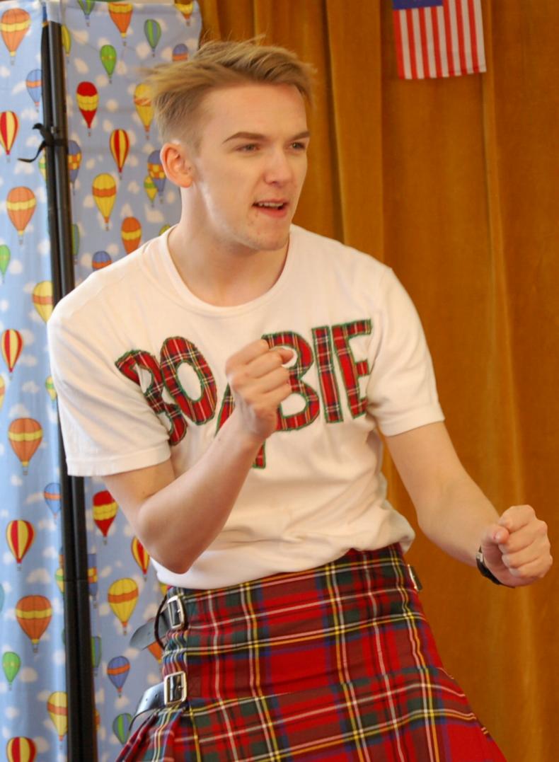 Ross McNally as Boaby